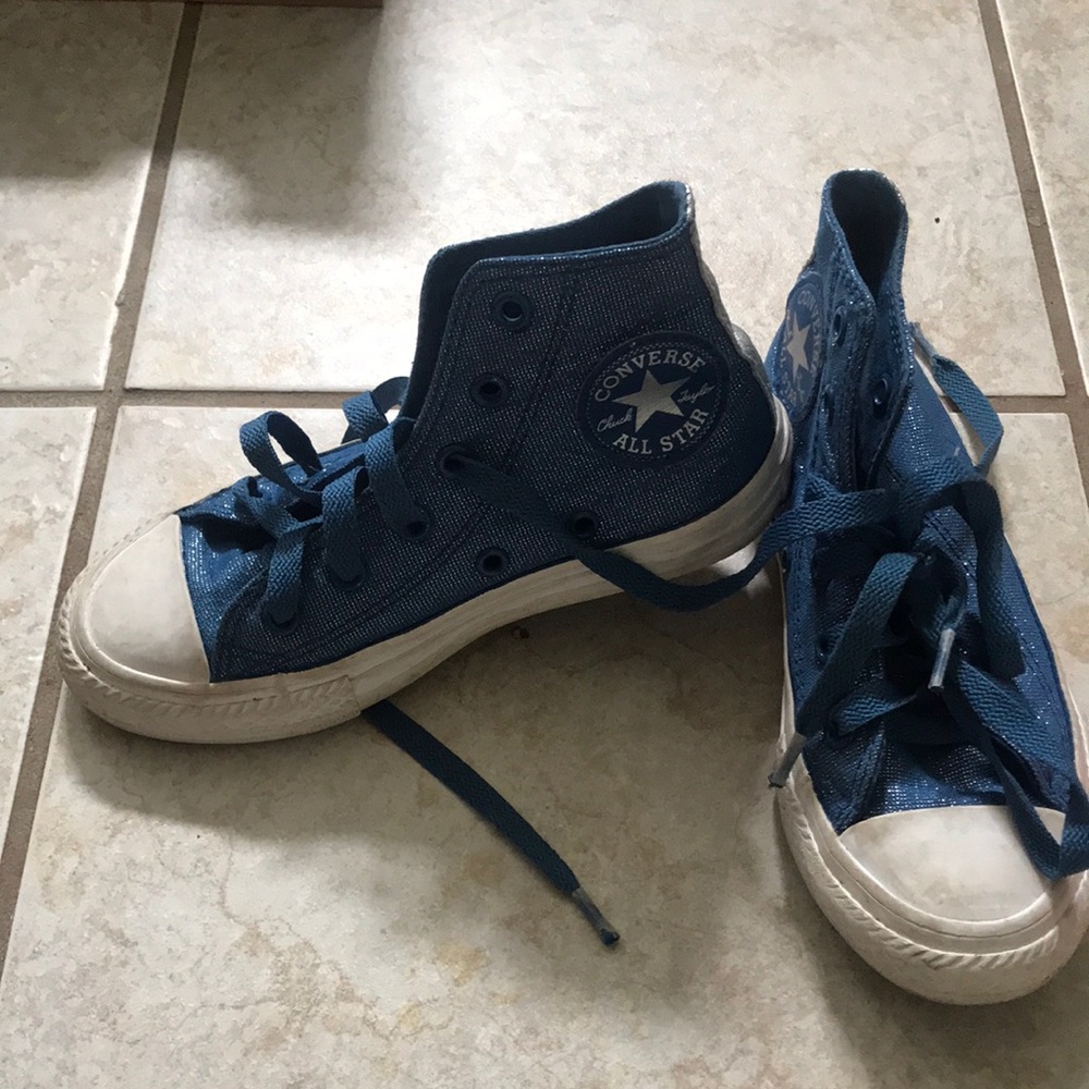 Girls shoes